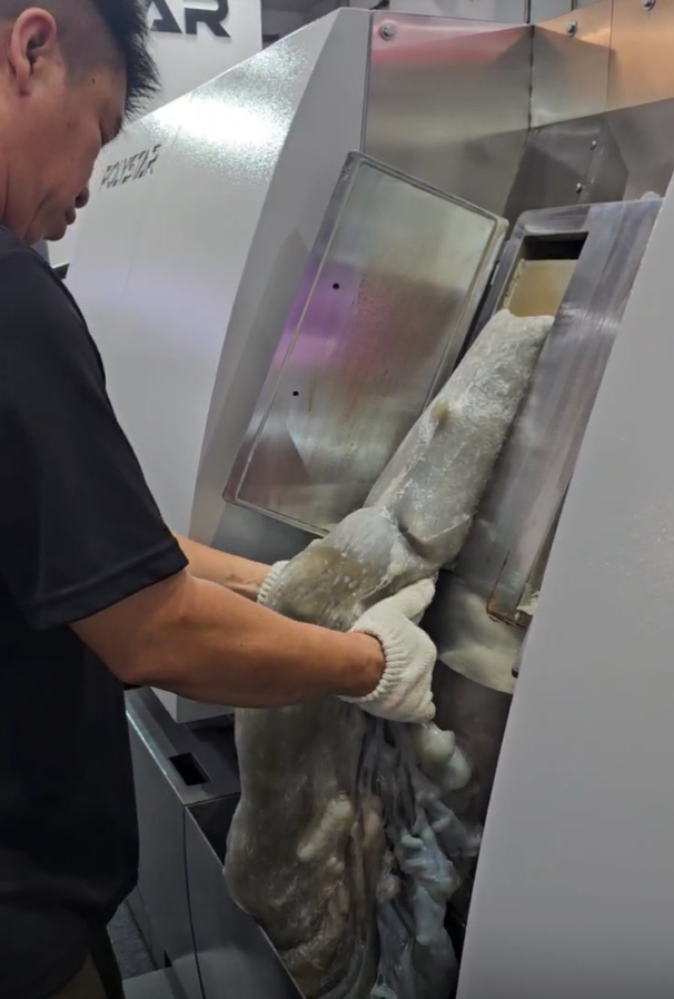 how-is-plastic-recycled-in-indonesia-pt-sinergi-pabrik-plastik